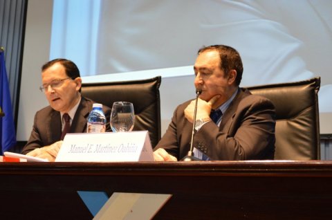  A transparencia administrativa no c&oacute;digo portugu&eacute;s dos contratos p&uacute;blicos  - I Seminario sobre transparencia administrativa e protección dos intereses financeiros da U.E. na Eurorrexión Galicia-Norte de Portugal, cofinanciado pola Comisión Europea marco programa Hércules II